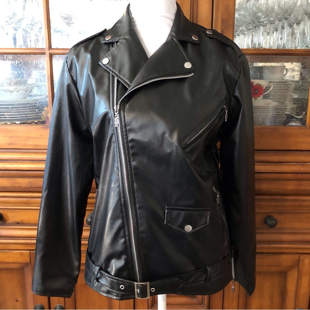 Like New black moto jacket - Picture 4 of 10